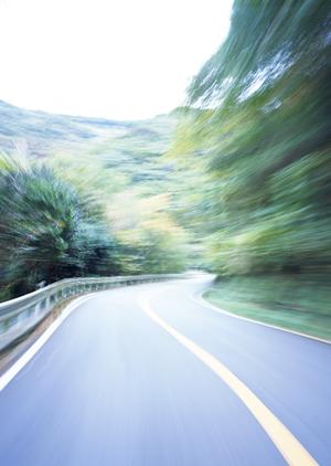 秋葉原の海鮮居酒屋「磯丸水産」：新鮮な海の幸と目の前で焼き上げる魅力を堪能